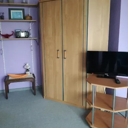 Reichert Elzbieta Daire Pelzerhaken